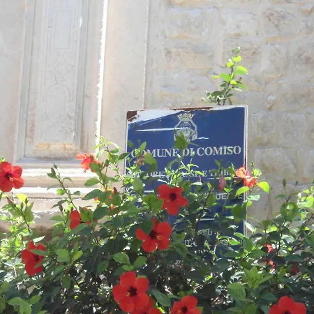 Bed & Breakfast Ludovica Comiso